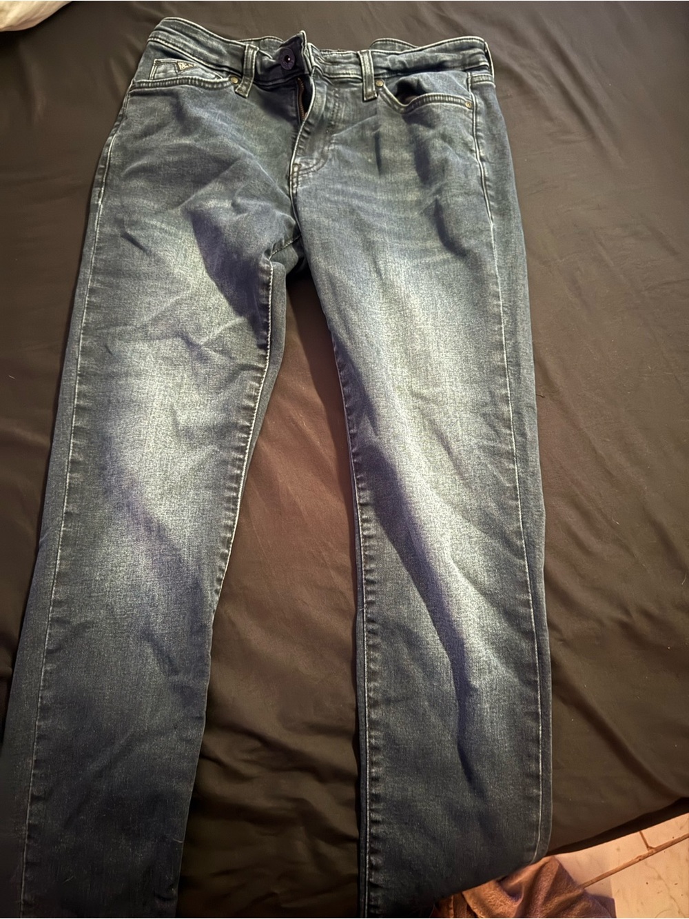 Guess Men's Slim Straight Jeans in Faded Blue Wash